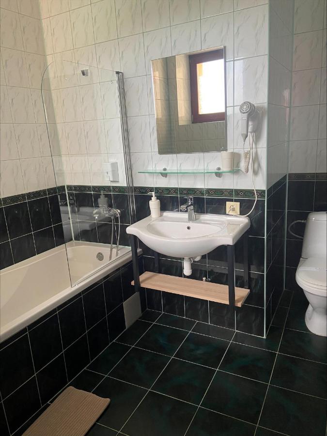 Villa Kmeller Brjuhovicsi Kültér fotó